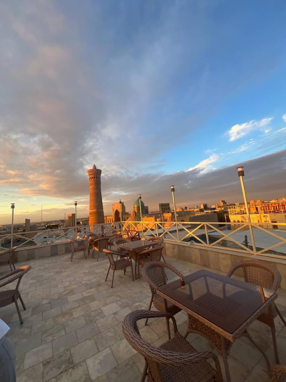 Poyi Kalon Teracce Hotel حلال Бухара Екстер'єр фото